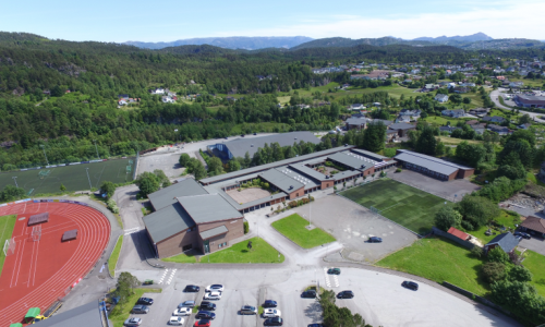 Et bilde som inneholder utendørs, tre, himmel, Flyfoto